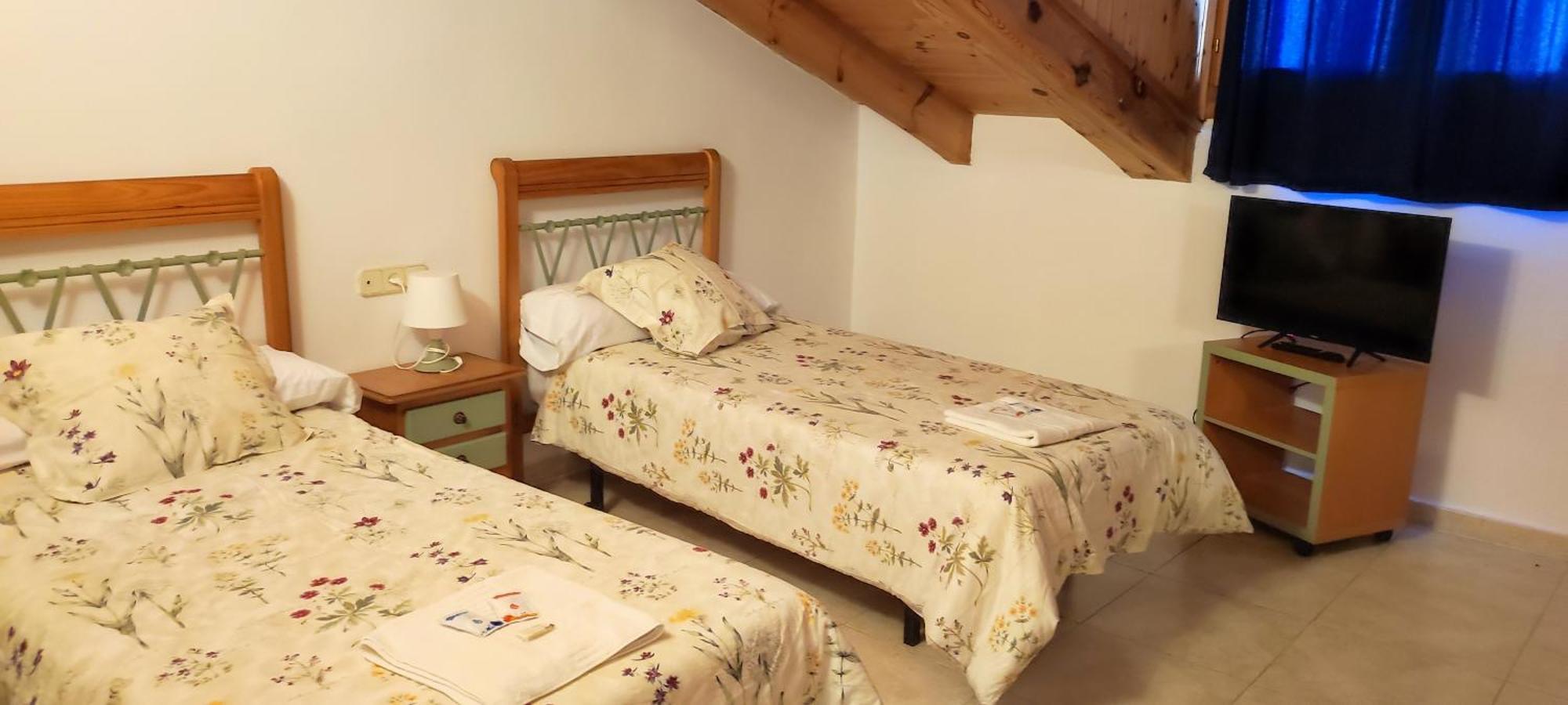 Altogredos Hotel Rural Y Apartamentos Turisticos هووس ديل إسبينو المظهر الخارجي الصورة