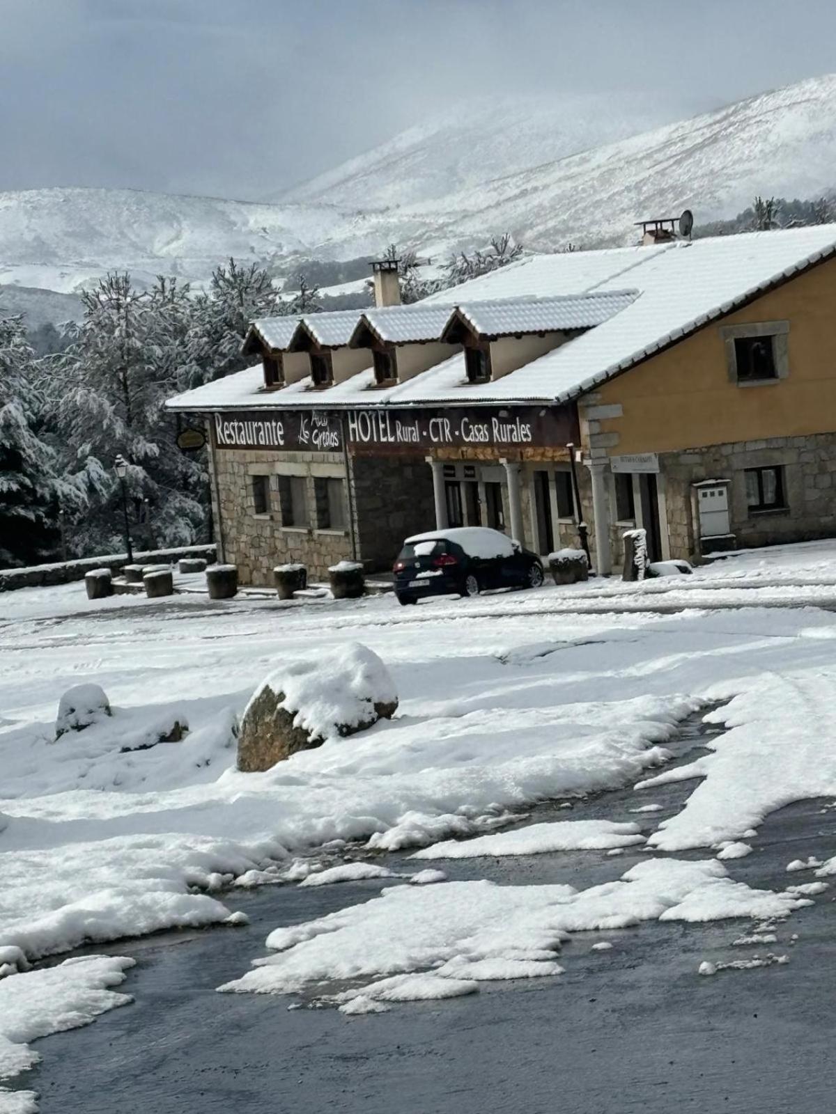 Altogredos Hotel Rural Y Apartamentos Turisticos هووس ديل إسبينو المظهر الخارجي الصورة