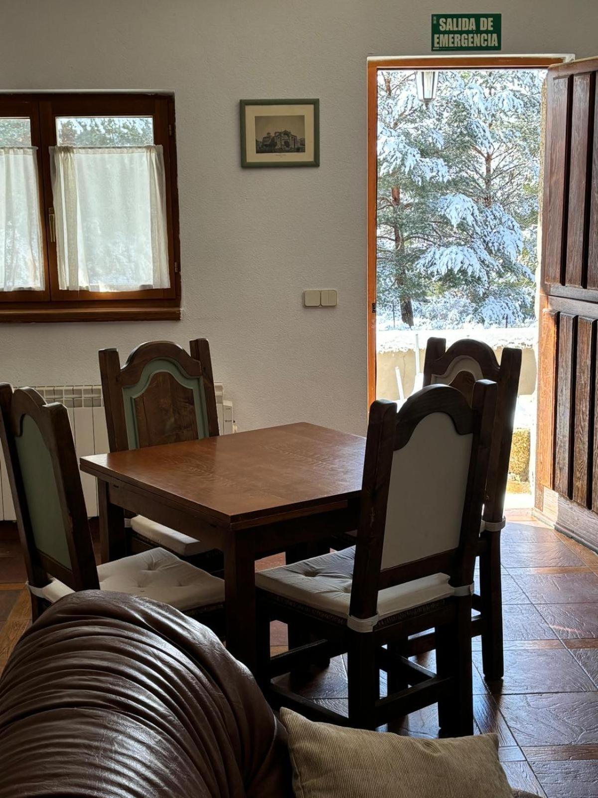 Altogredos Hotel Rural Y Apartamentos Turisticos هووس ديل إسبينو المظهر الخارجي الصورة
